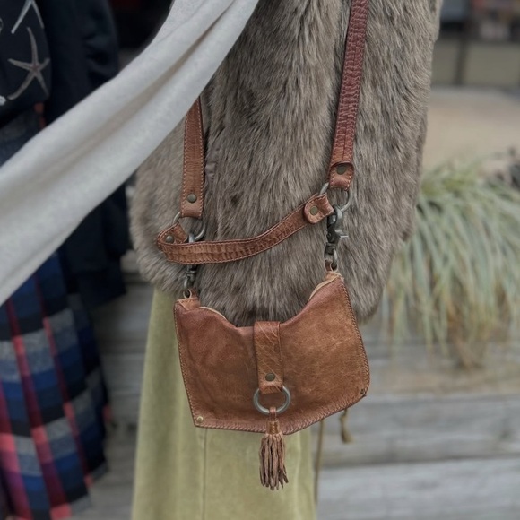 ALTERNATIVE Brown Leather/Suede Crossbody Bag - Picture 2 of 7